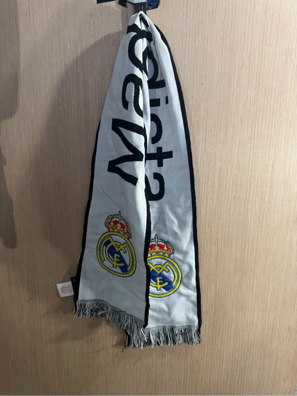Real Madrid Men's Gray Logo Scarf